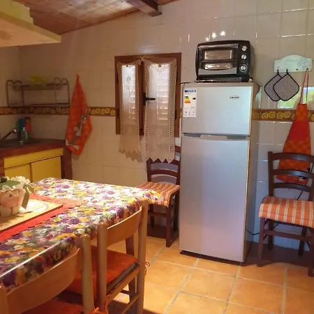 Apartment A Campiglia Marittima